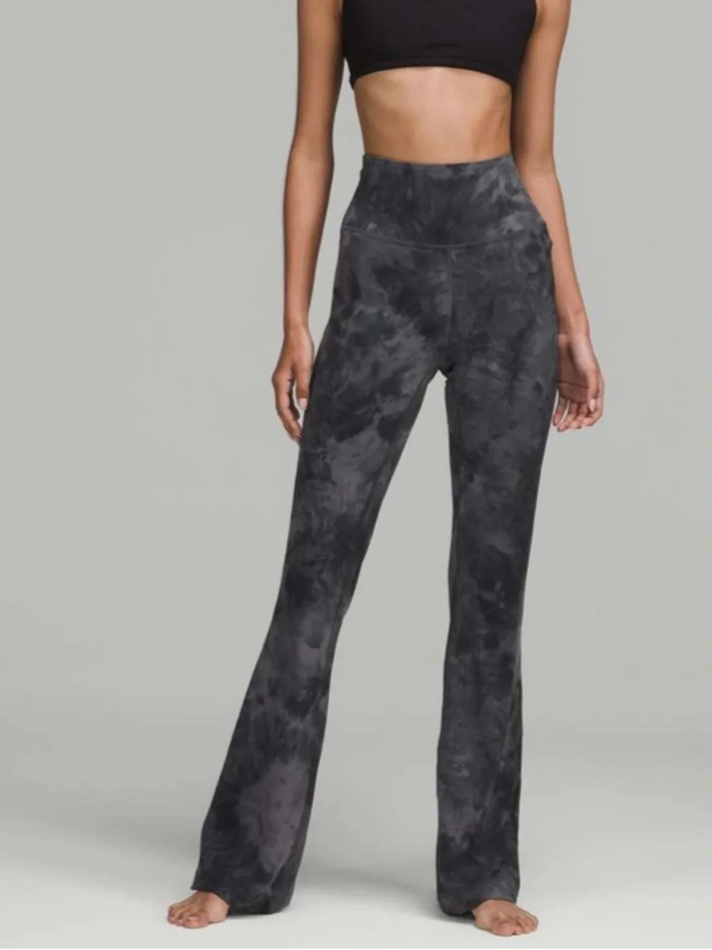 Lululemon Groove Super-High-Rise Flared Pant Nulu Size 6